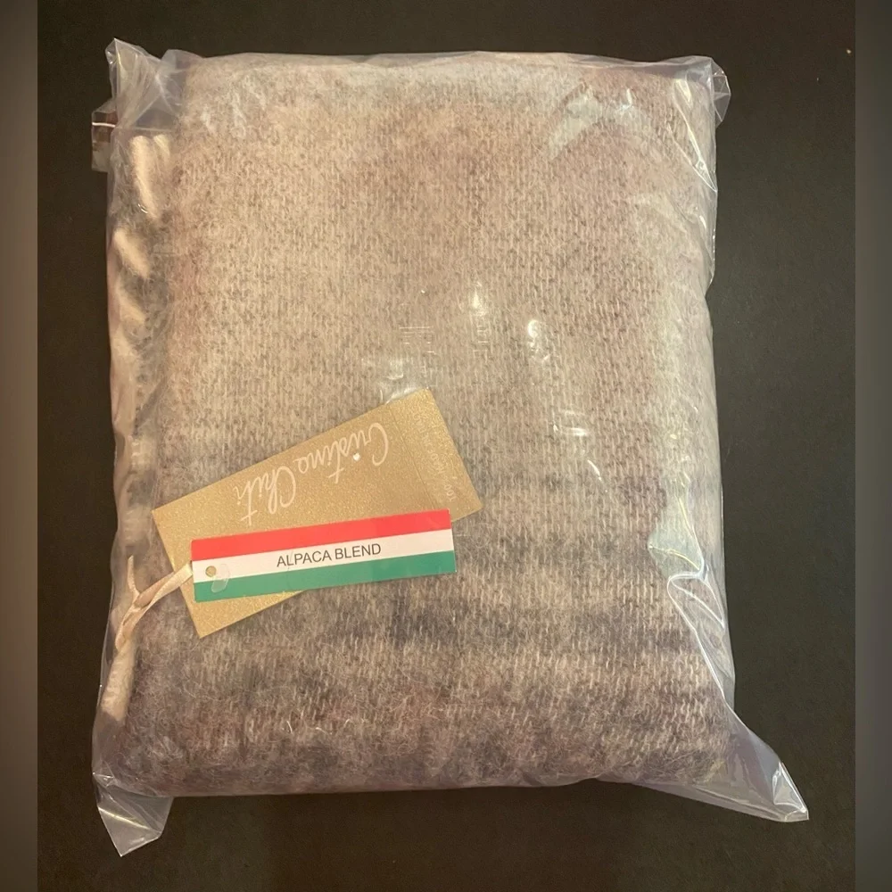 NWT Cristina Chiti Alpaca Wool Blend Italian Made in Italy Scarf‎ One Size 17x70
